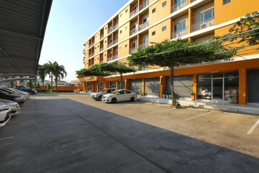 Fullroom 77 Srinakarin