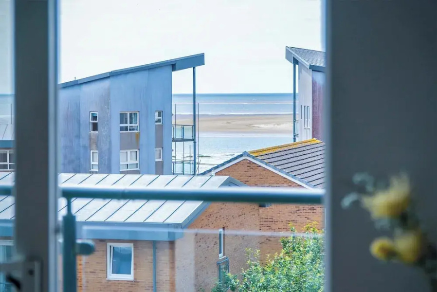 Skyline Duplex Penthouse - Llanelli