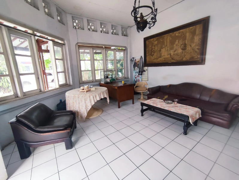 OYO 90865 Hotel Kusuma Purwakarta