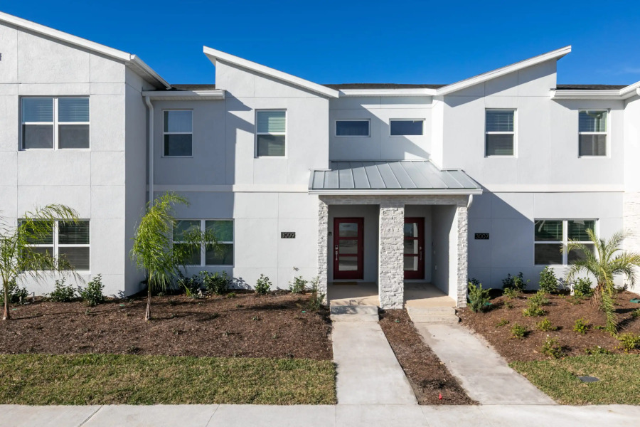 New Luxury Townhome with private pool near Disney