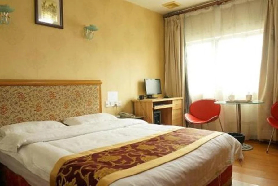 8 Inns Dongguan Qiaotou Branch