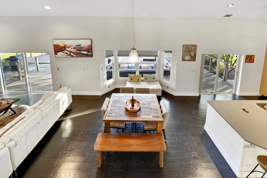 Blue stone lake home by PMI