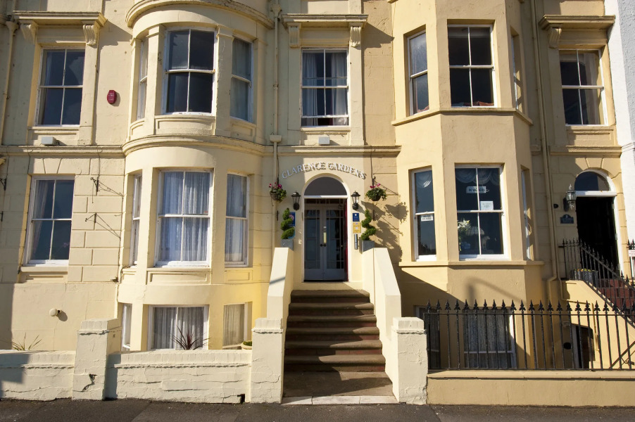 The Clarence Gardens Hotel, BW Signature Collection