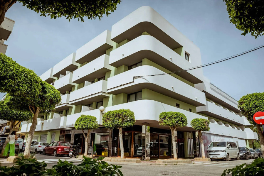 AMISTAT Island Hostel Ibiza - ALBERGUE JUVENIL