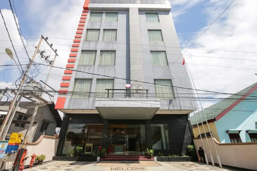 Airy Mt Haryono 40a Sampit