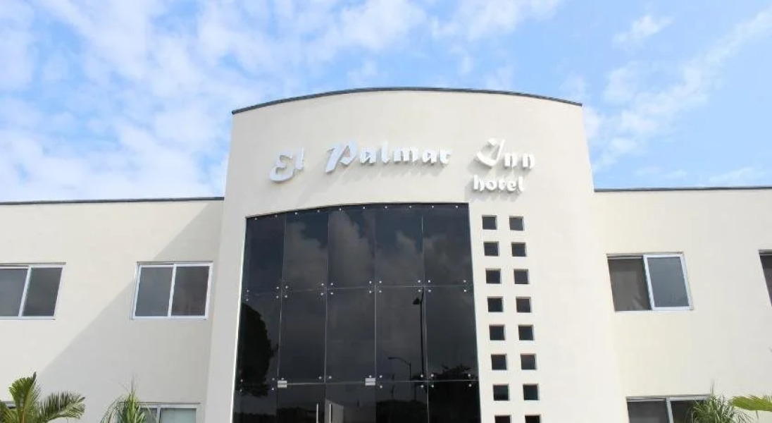 El Palmar Inn Hotel