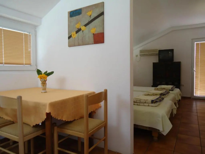 Nada Jablans Studios