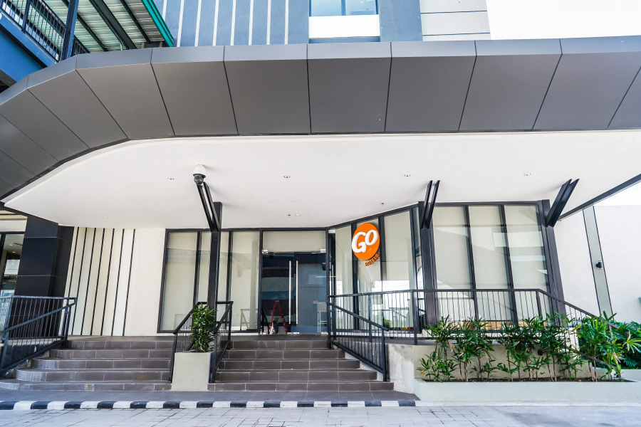 Go Hotels Plus Naga