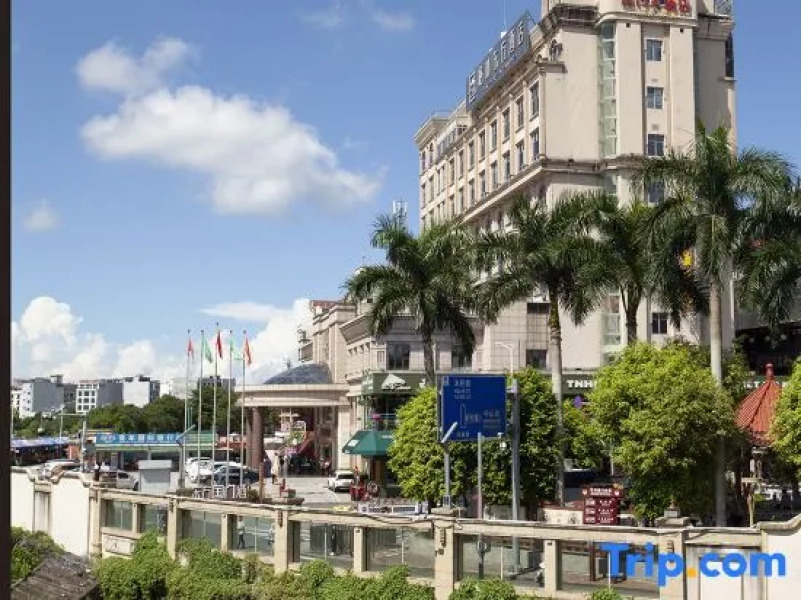 GreenTree Eastern Hotel (Dongxing Border Gate)