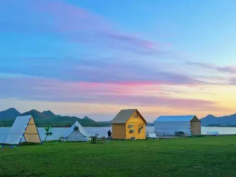 Xi Yan Xiao Zhu Homestay