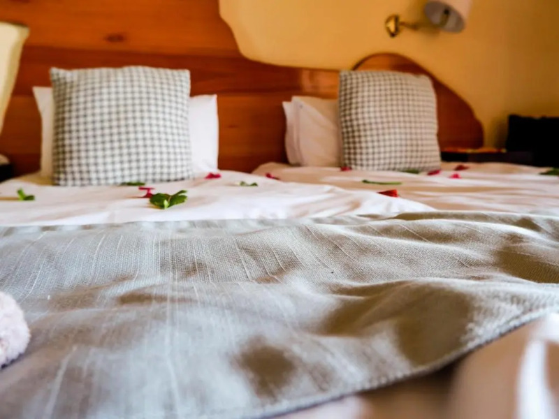 Lions Rock River Lodge