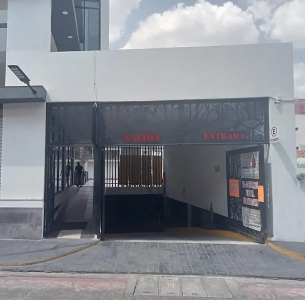 Monarca Hotel & Plaza