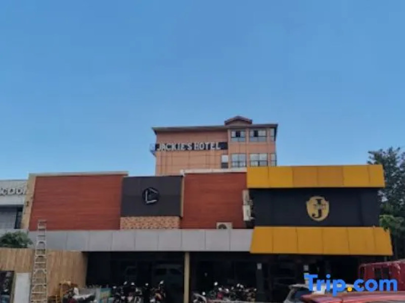 RedDoorz @ Jackie’s Hotel & Restaurant