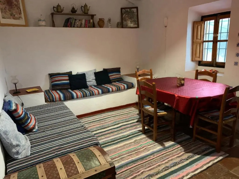 La Casilla- La Almona Chica