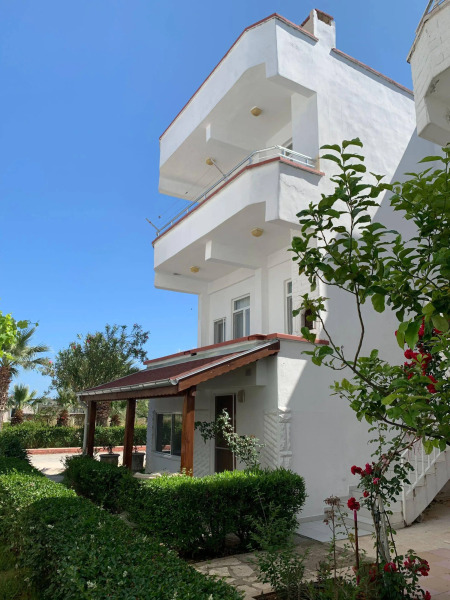Altinkum Tatil Koyu
