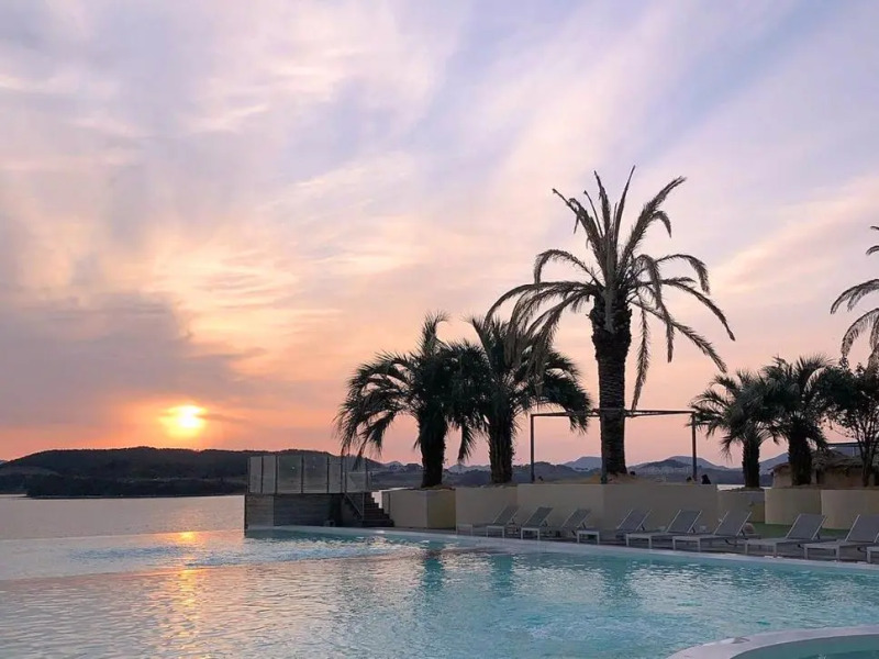 La Terrace Boutique Resort & Spa