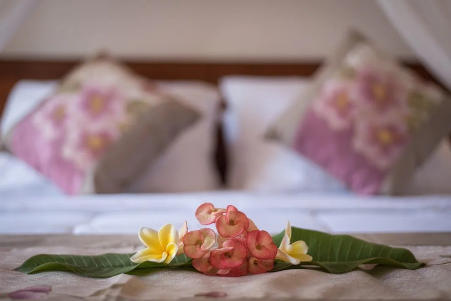 Yellow Bridge Homestay