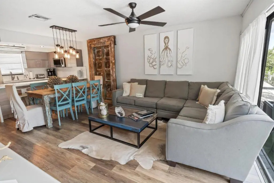 C-VOTED REMODELED UNIT! KAYAKs, MARINA,