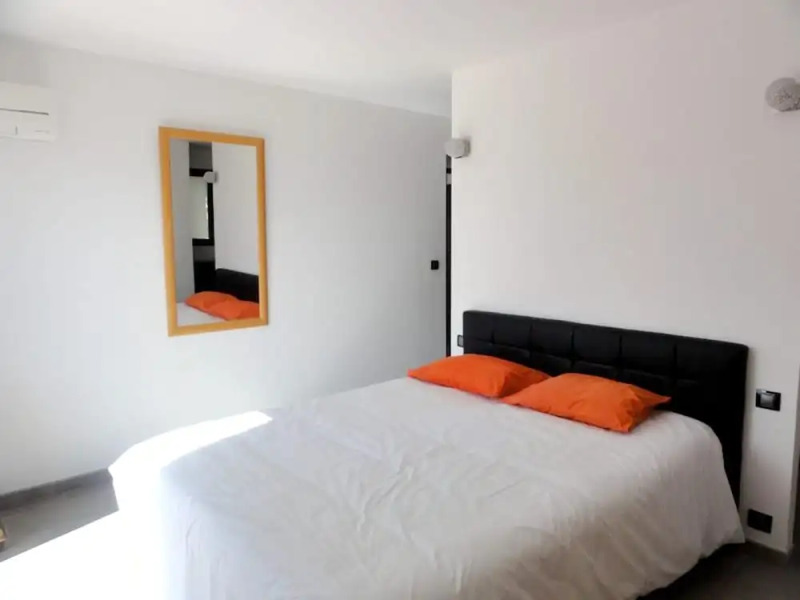 Villa With 3 Bedrooms in Saint-cyprien, With Wonderful Mountain View, Private Pool, Enclosed Garden - 3 km From the Beach