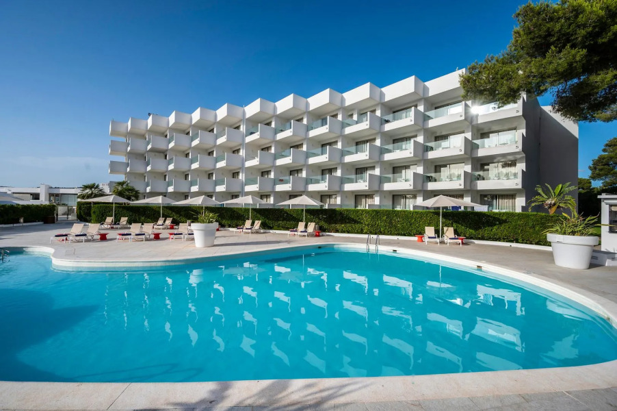 Отель THB Naeco Ibiza - Adults Only