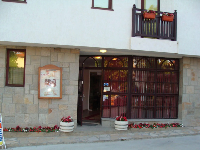Hotel Elena