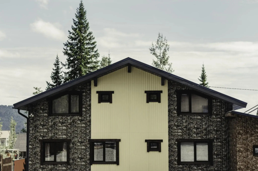 Отель Шепоты