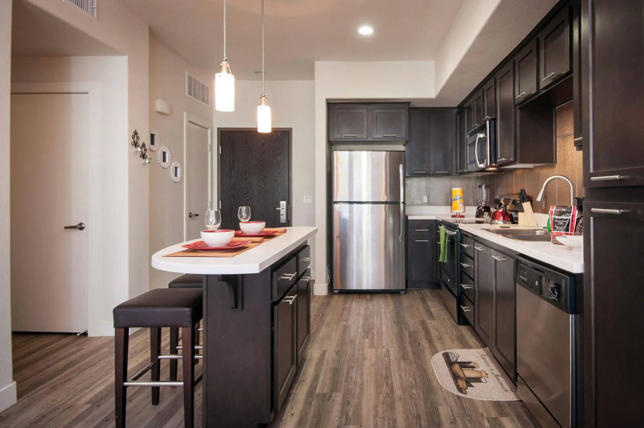 Sunshine Suites at East Village