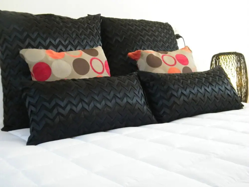 3 & 4 Bedroom Houses in Seaview Crescent