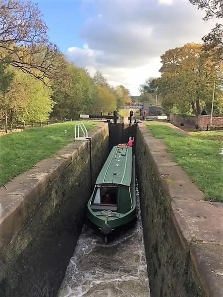 Stone - Boat - Sleeps 4 - Pet Friendly-85ws