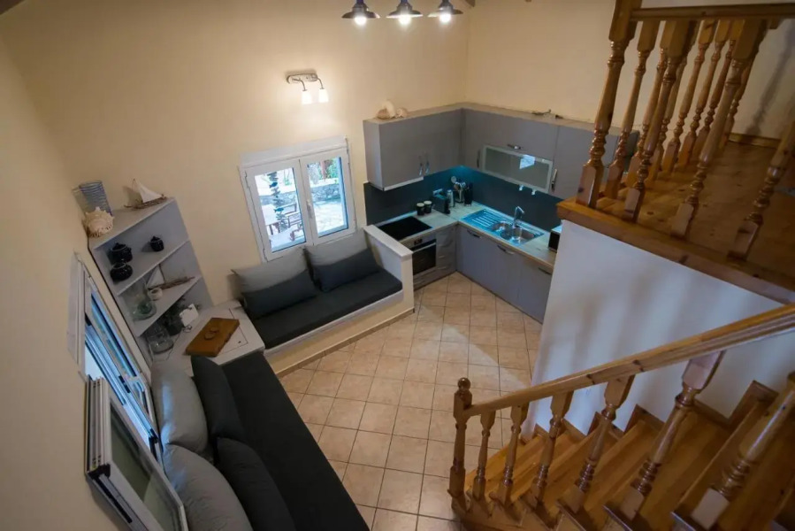 Petrochori Beach House