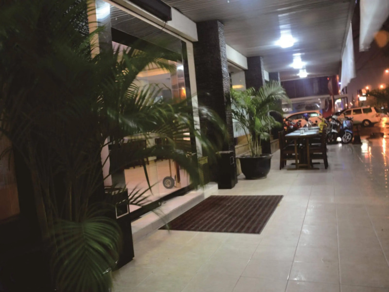 Alfa Star Hotel & Resto