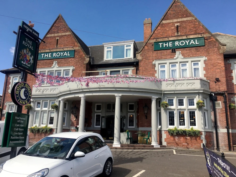Royal Hotel