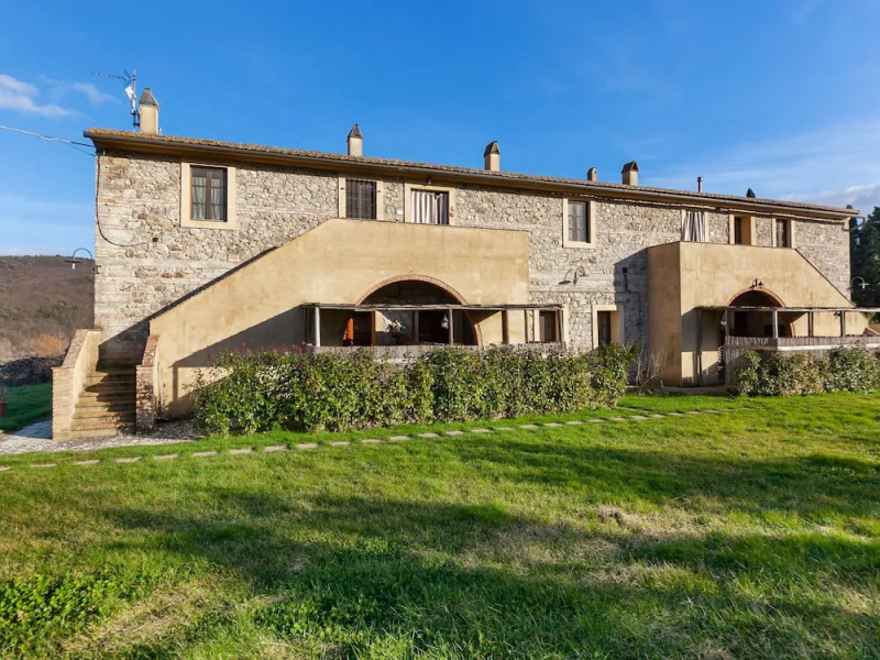 Tranquil Holiday Home in Chianni With Swimming Pool