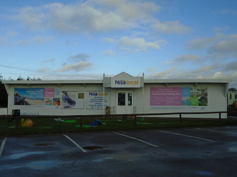 Pets Stay Free 3 Bedroom Caravan at Heacham Beach