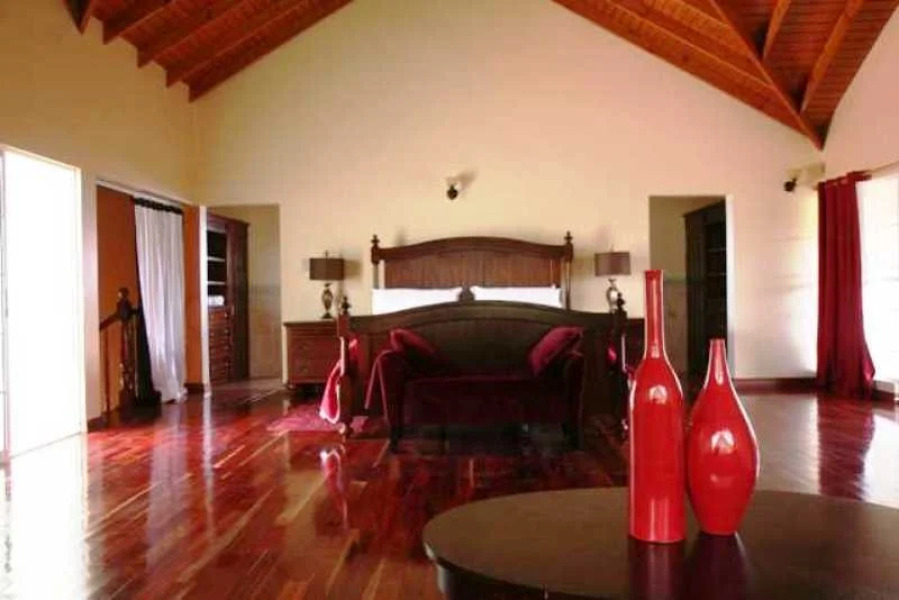 Emerson Paradise Villas