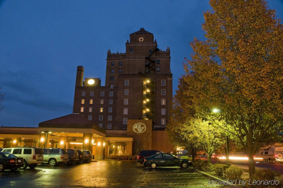 The Marcus Whitman Hotel
