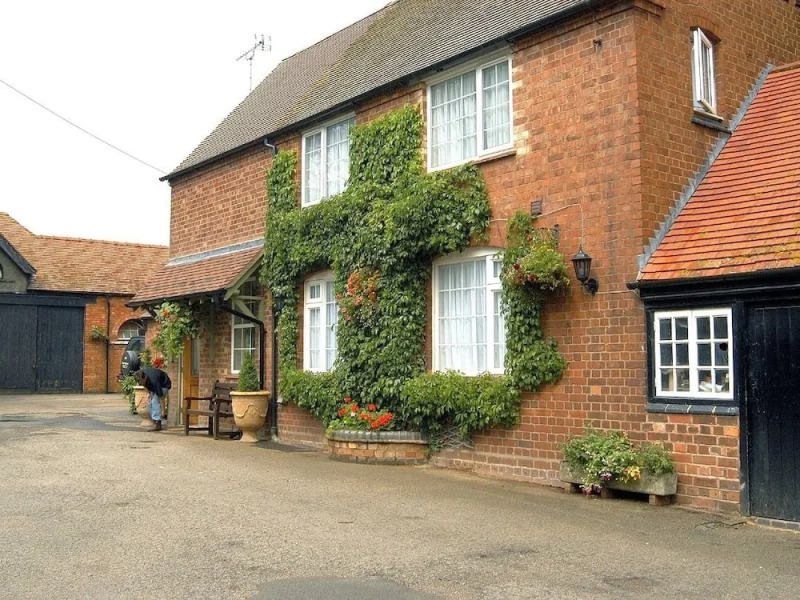 Courtyard Toft House