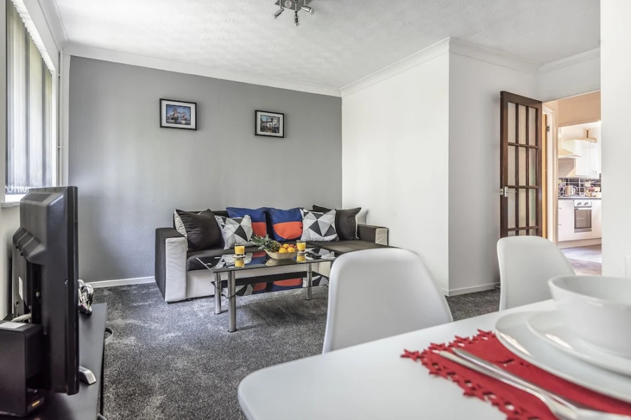 PM & Charles Luxury Apartment