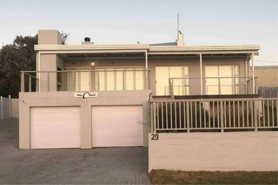 Gansbaai Seafront Holiday House: Ons C-huis