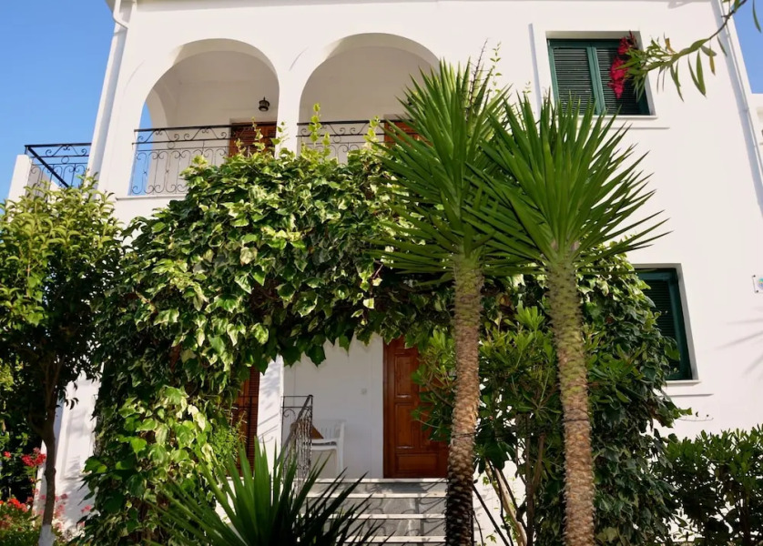 Villa Kostas