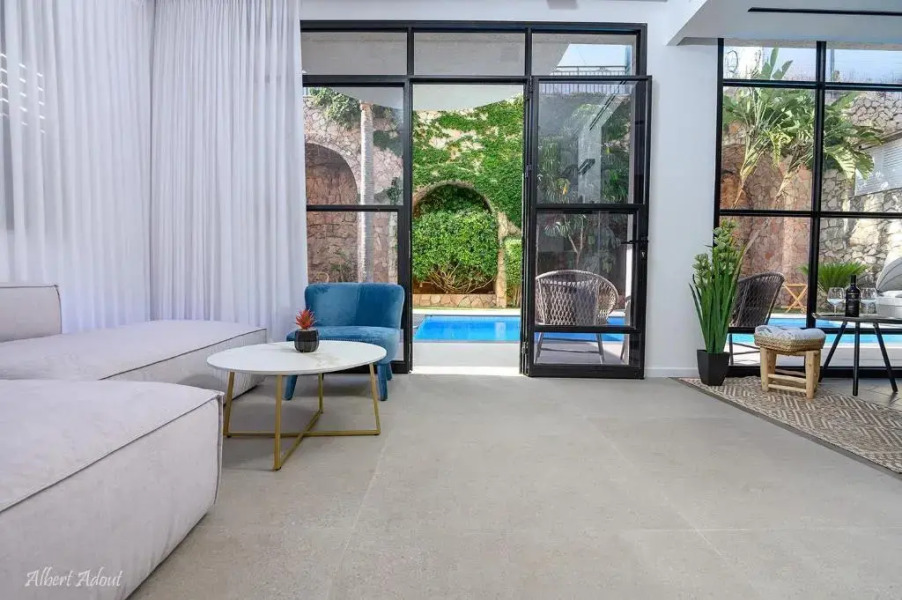 סוויטת הרמס- סוויטת פאר עם בריכת שחיה פרטית