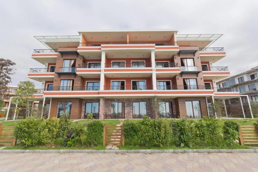 Apartment in Dreamland