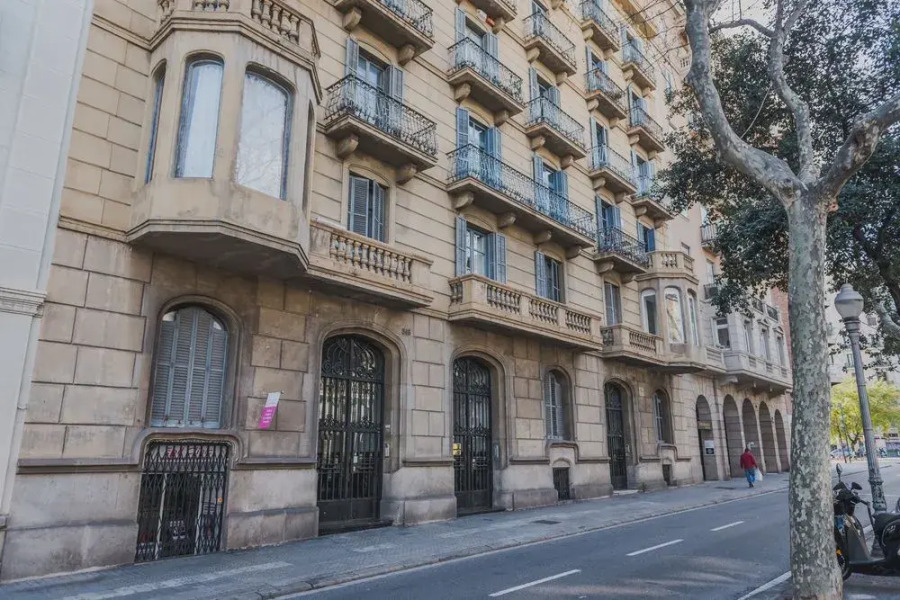 Go Barcelona Guest House