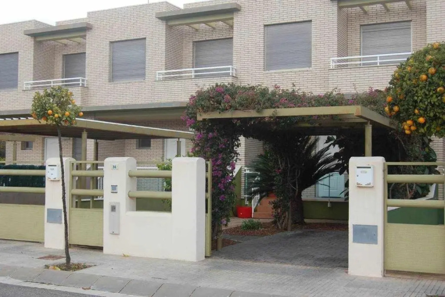 Casa junto a la playa- Costa Dorada