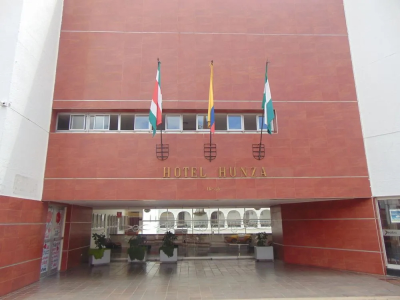 Hotel Hunza Y Centro De Convenciones