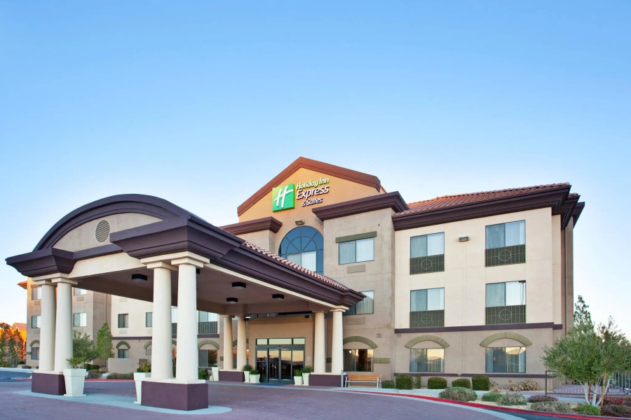 Holiday Inn Express Hotel & Suites Barstow-Outlet Center by IHG