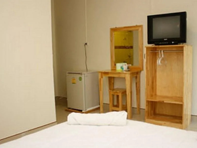 OYO 1124 Sinaree Resort