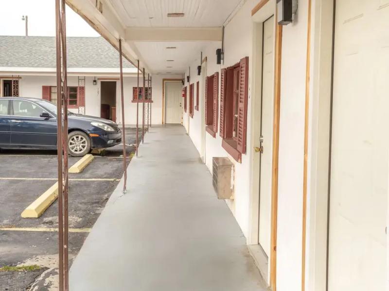 OYO Hotel Rowland I-95