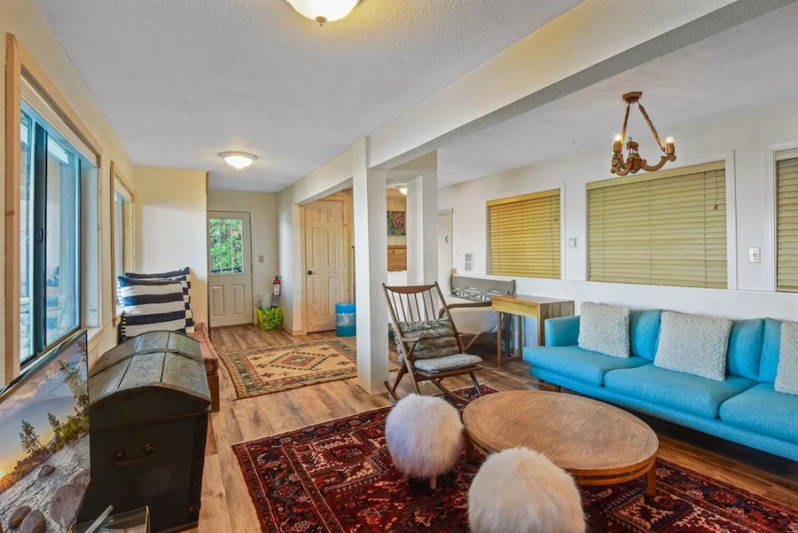 Mesmerizing Meeks Bay Outdoor Waterfront Deck