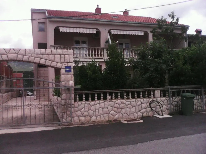 Apartments Svetić